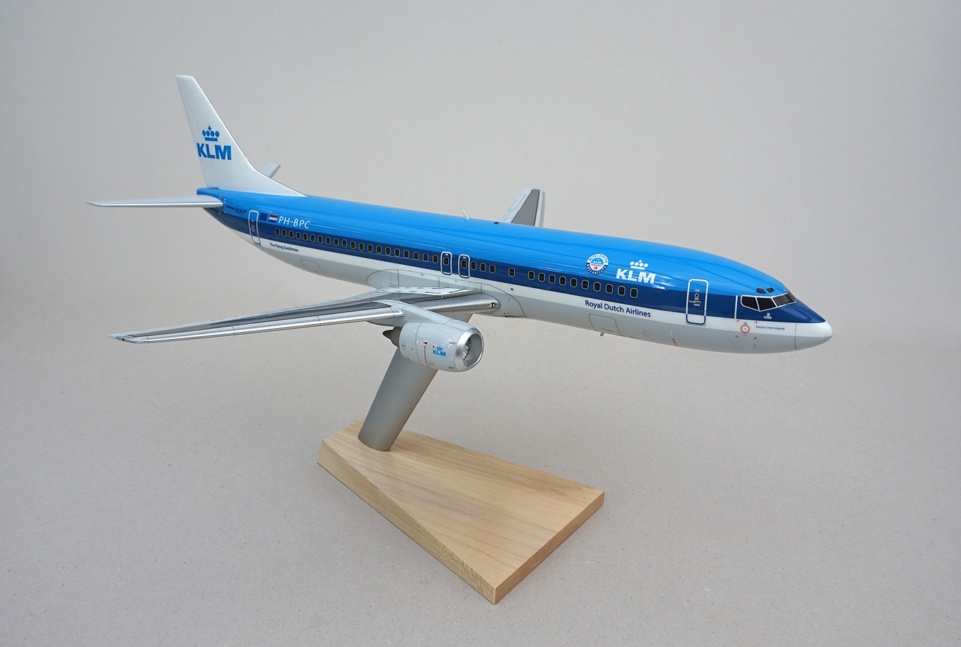 Conquest Models 1/100 KLM Boeing 737-400 PH-BPC
