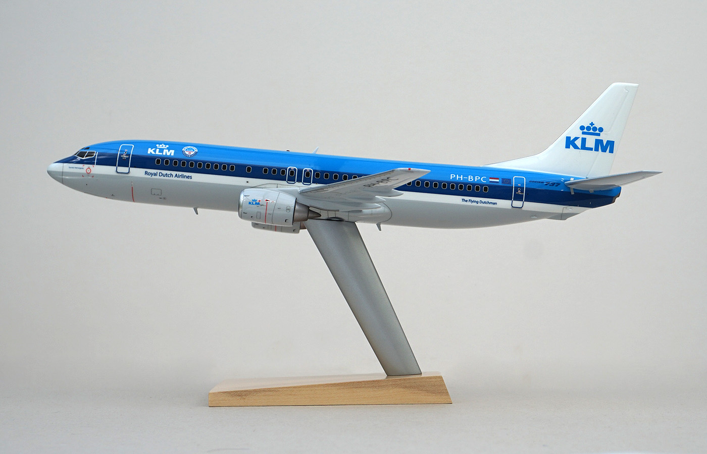 Conquest Models 1/100 KLM Boeing 737-400 PH-BPC