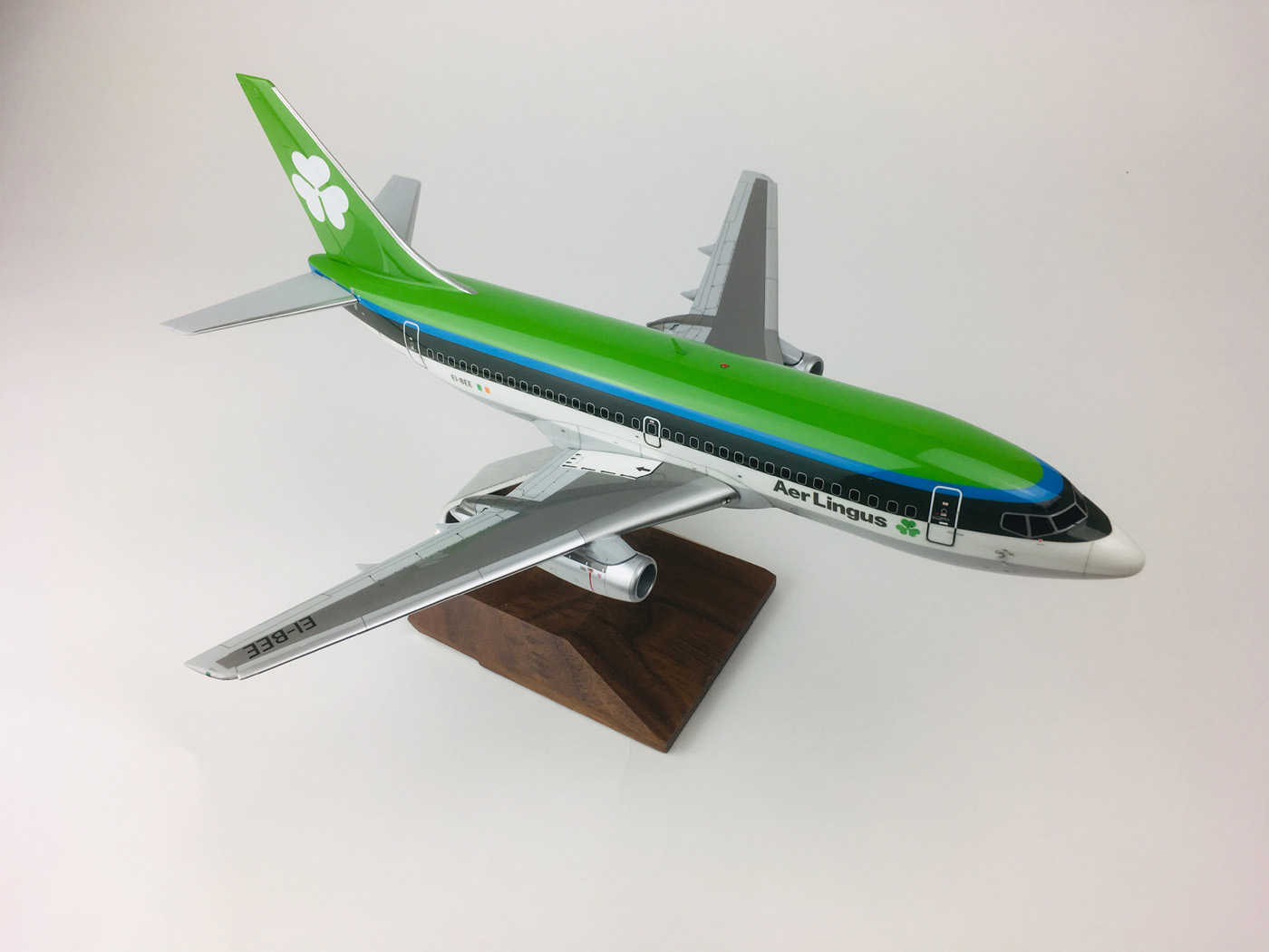 Conquest Models Aer Lingus Boeing 737-200