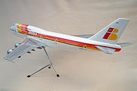 Conquest Models 1/100 Iberia Boeing 747-300