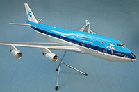 Conquest Models 1/100 KLM Boeing 747-400