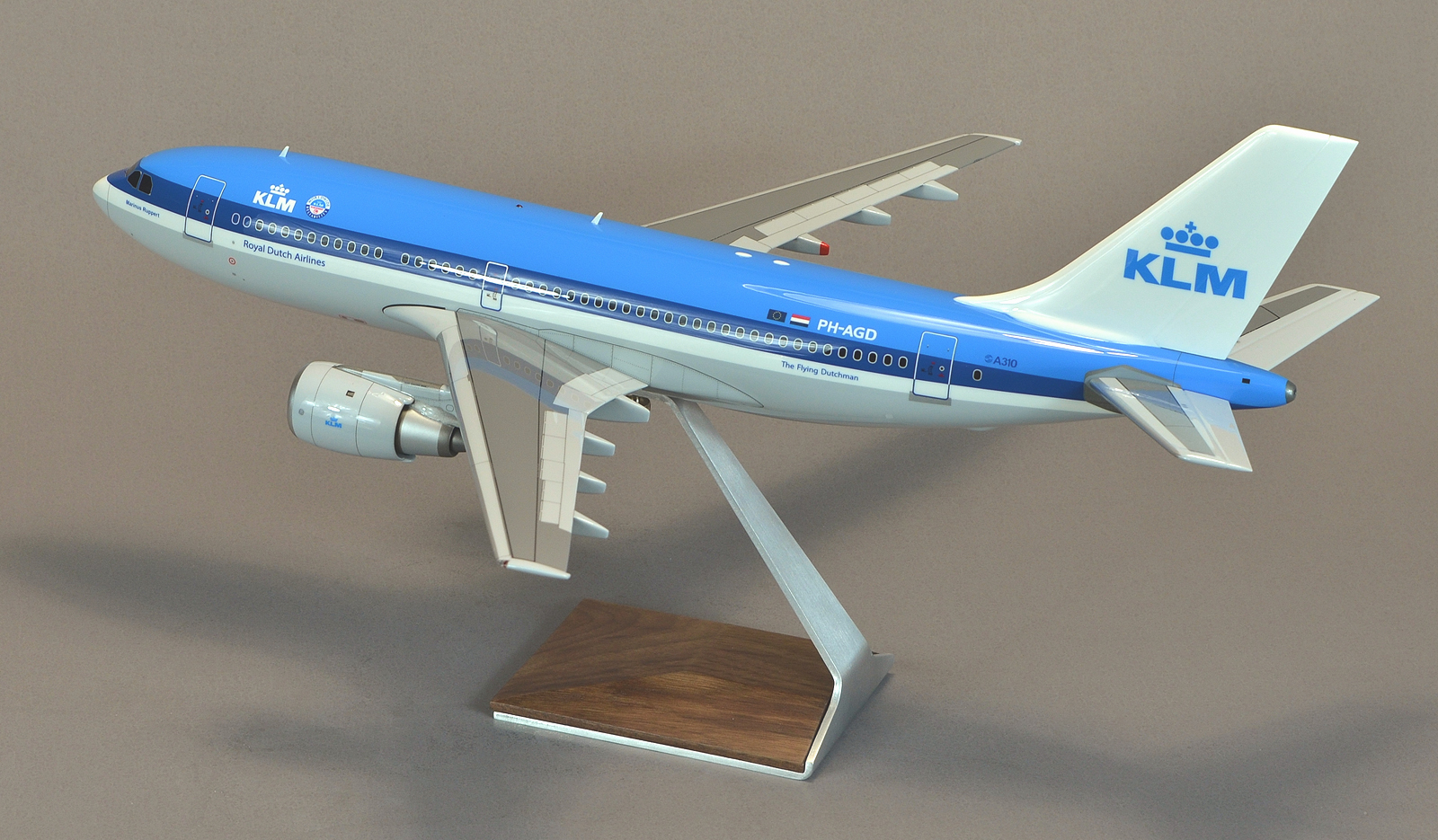 Conquest Models 1/100 KLM Airbus A310